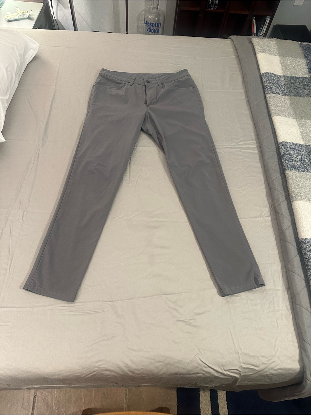 Lululemon Asphalt Grey Slim Fit 5 Pocket Pant - Warpstreme 30” x  32”